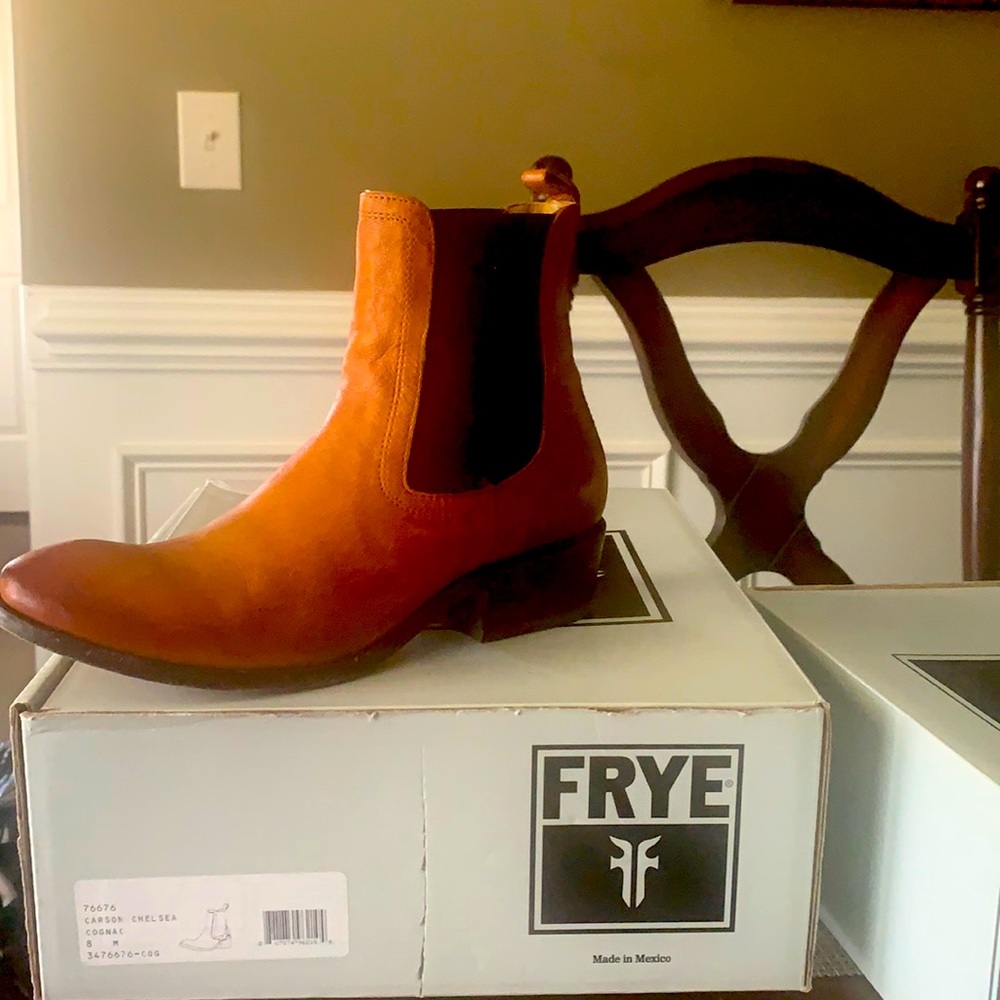 Frye short boot